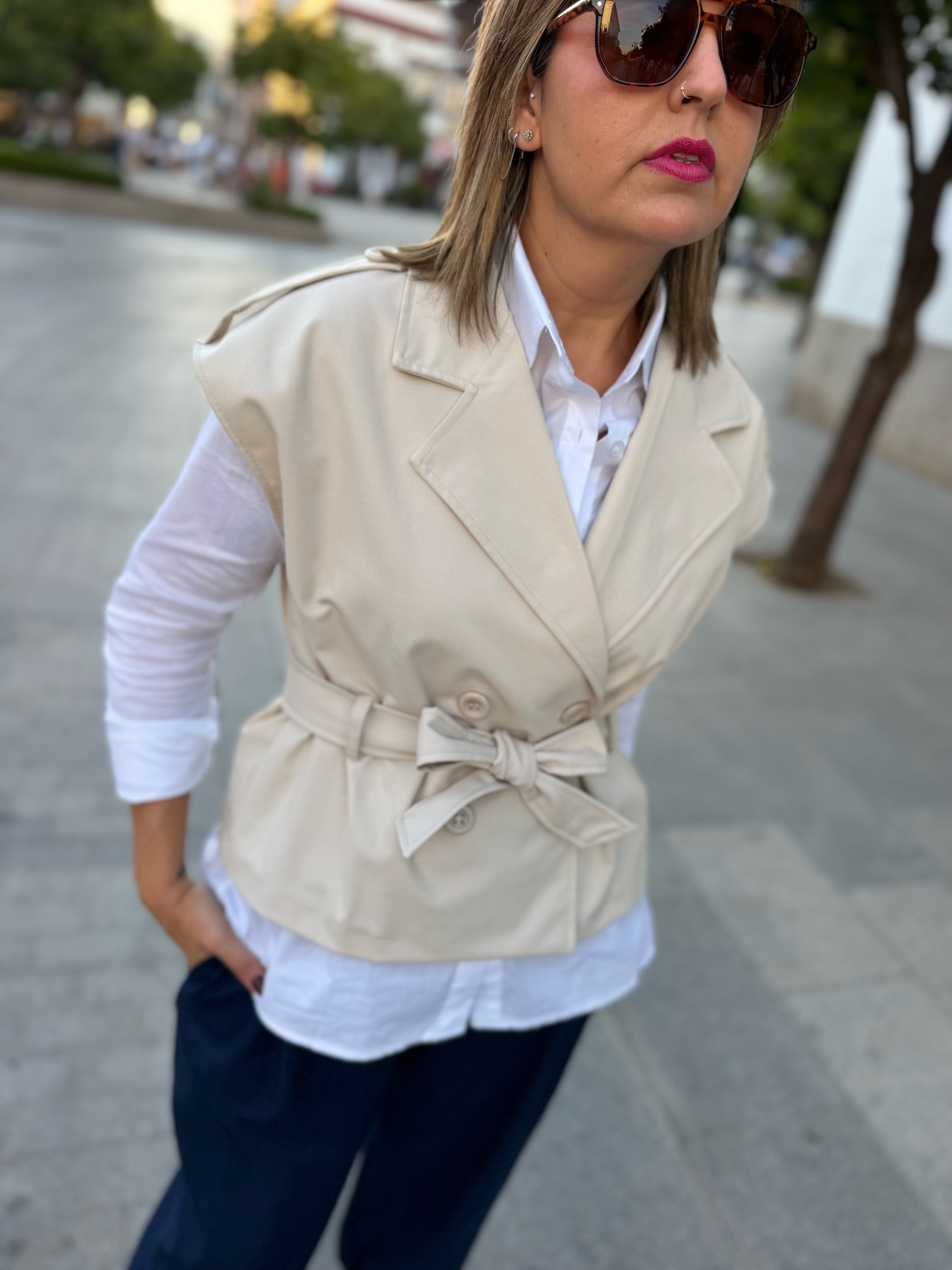 Chaleco Boston beige. - Imagen 2