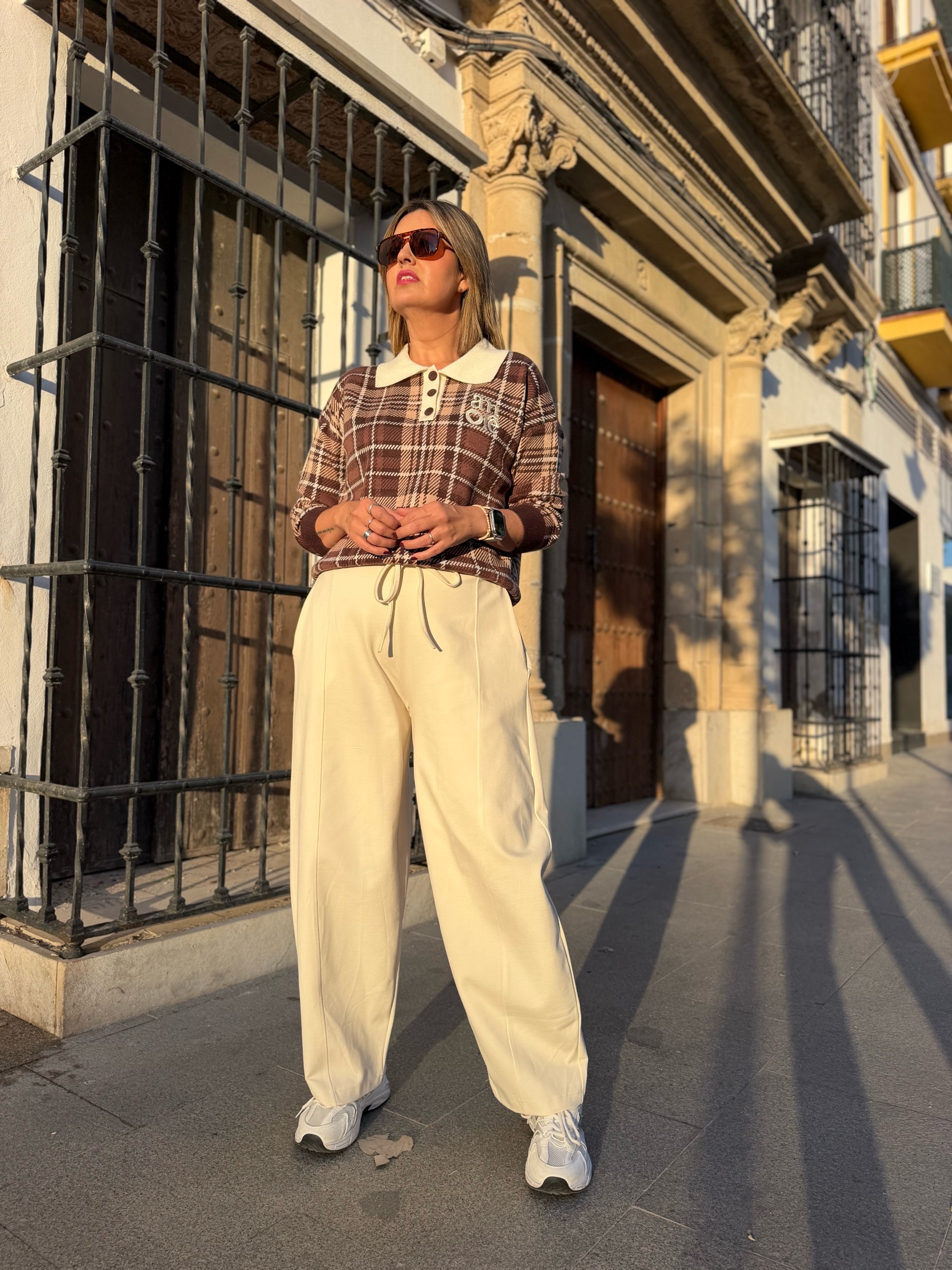 Pantalón Punto Roma beige. - Imagen 5