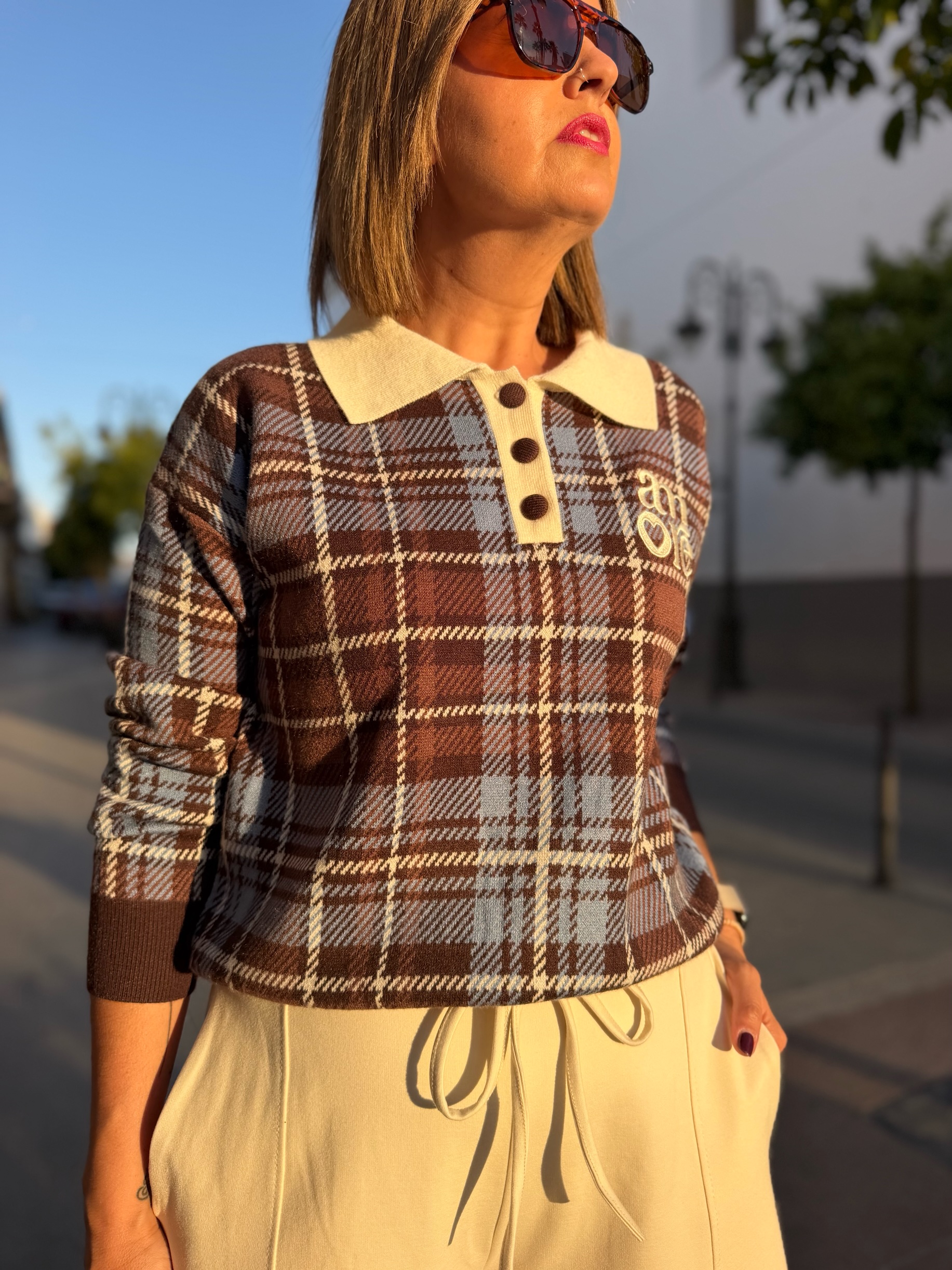 Jersey polo chocolate-celeste.