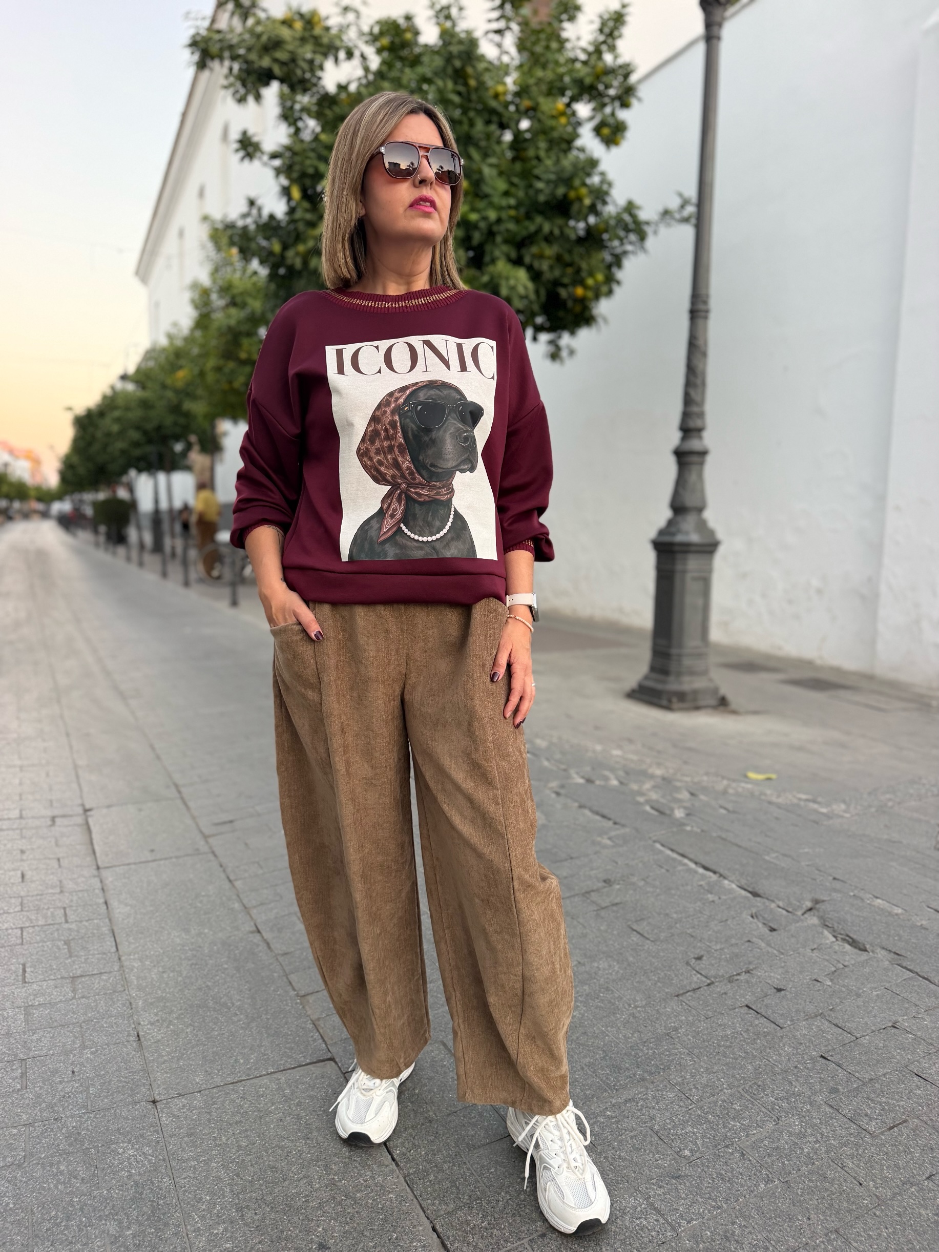 Pantalón Lisboa bolsillos camel. - Imagen 2